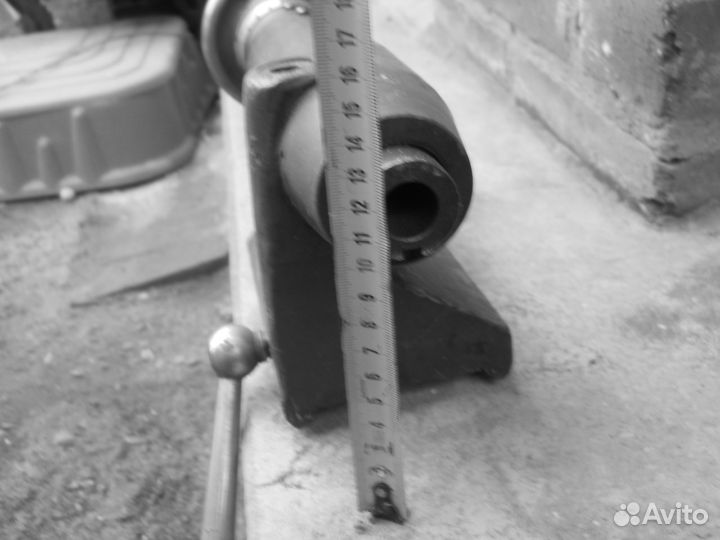 Ретро задняя бабка от старинного ст