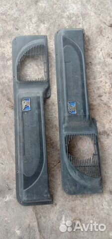 На ниву карманы на двери