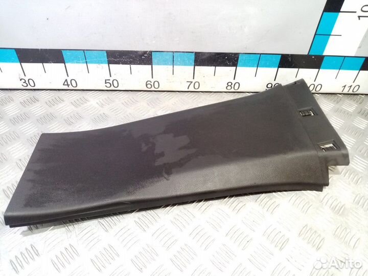 Б/У Обшивка стойки нижняя левая#001