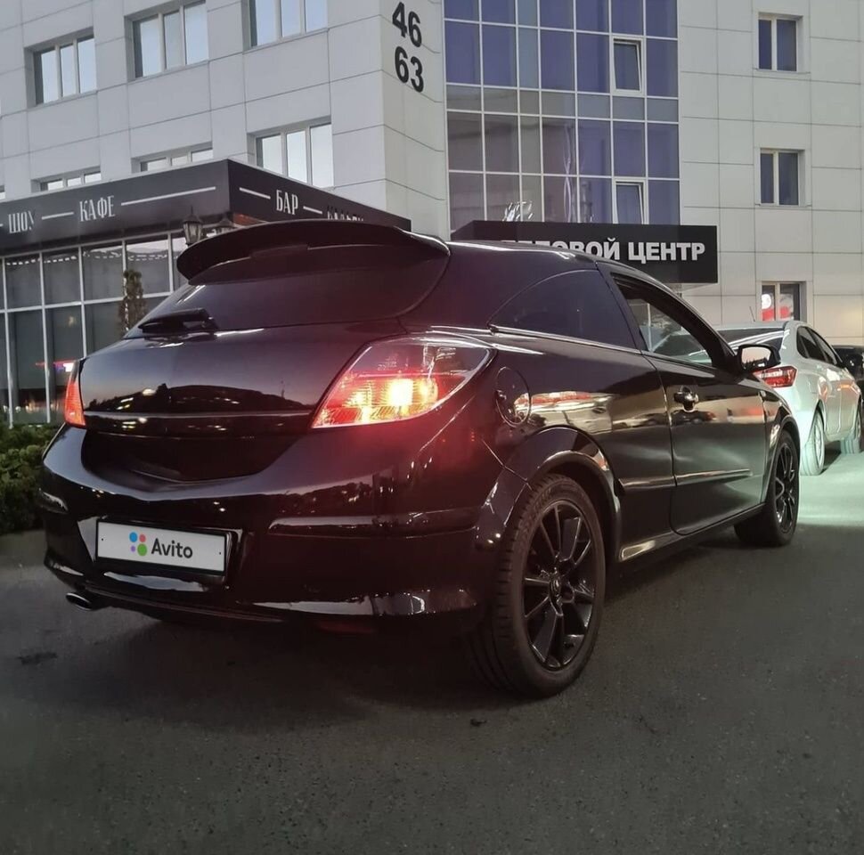 Opel Astra GTC: фото владельца