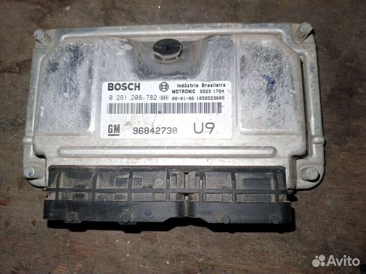 Блок упраления двигателем на Каптива 2008г