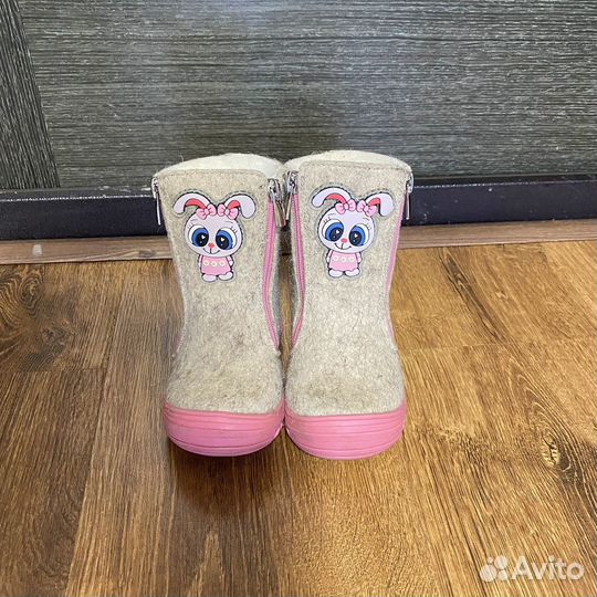 Сапожки для девочки