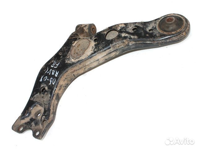 Рычаг подвески передний правый Toyota Rav 4