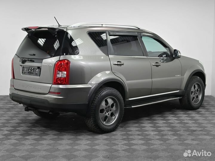 SsangYong Rexton 2.7 AT, 2012, 174 000 км