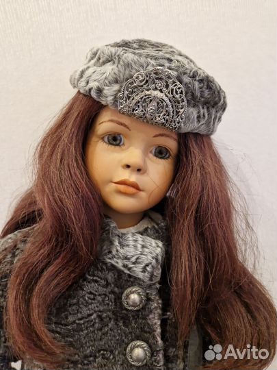 Кукла фарфоровая коллекционная большая