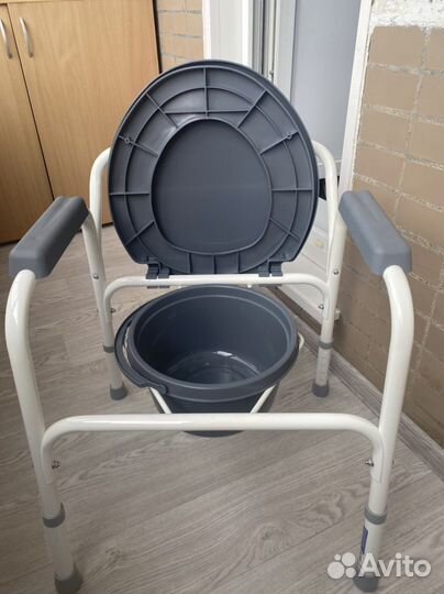 Кресло- туалет для инвалидов