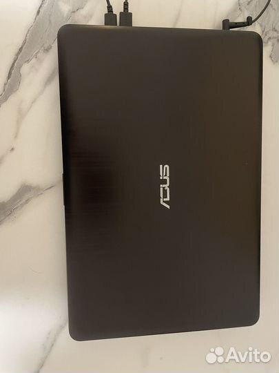 Ноутбук asus