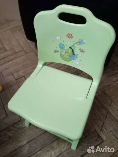Детский стол и стульчик