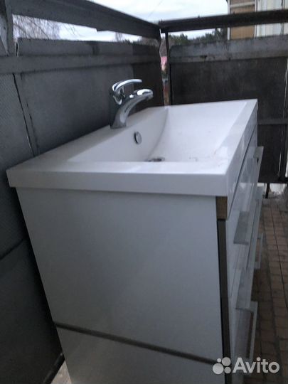 Тумба для ванной с раковиной