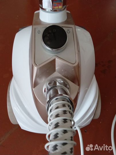 Отпариватель Bort Comfort