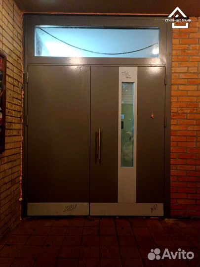 Двери подъездные металлические