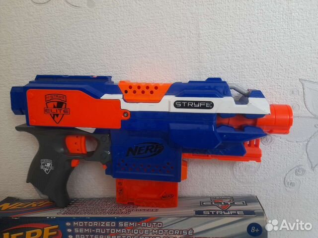 Бластер Nerf Elite Stryfe + 6 снарядов