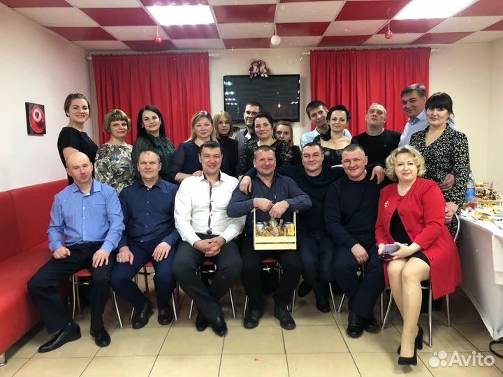 Ведущий на праздник