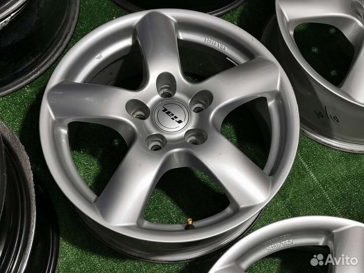 Диски Rial R-17 (5x120; Et44; 7,5j)