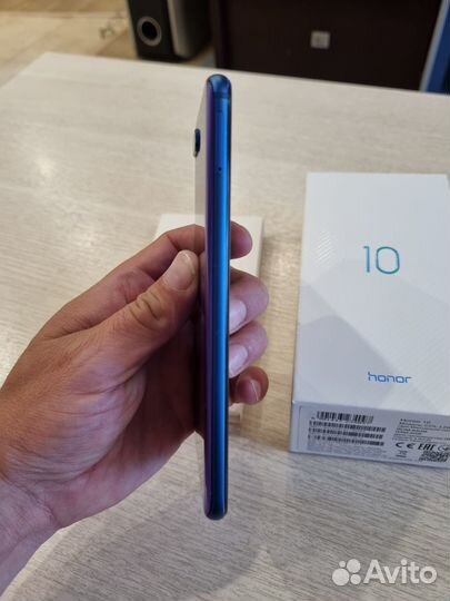 Телефон honor 10