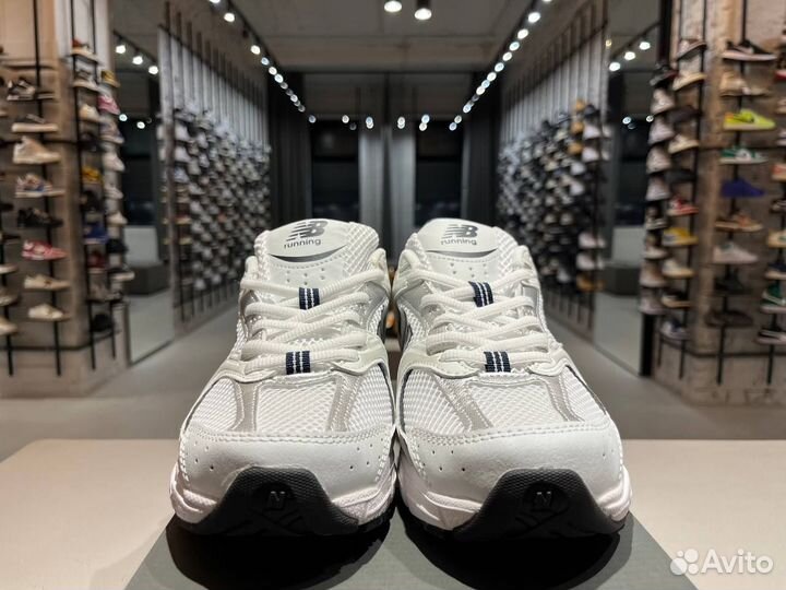 Кроссовки New Balance 530 