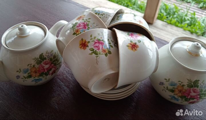 Два чайных набора