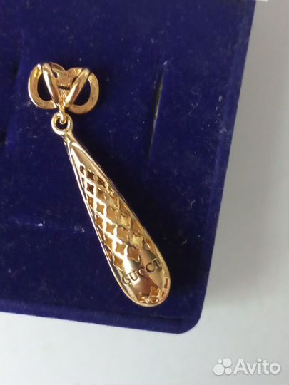 Подвеска Gucci двусторонняя,выста 4,9 см