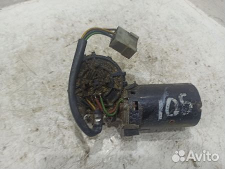 Моторчик стеклоочистителя передний