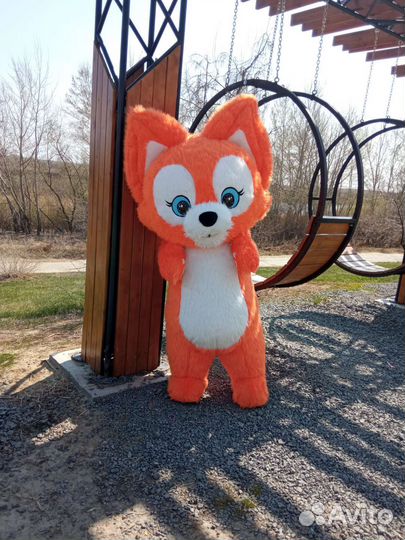 Поздравление от ростовой куклы Лисенка