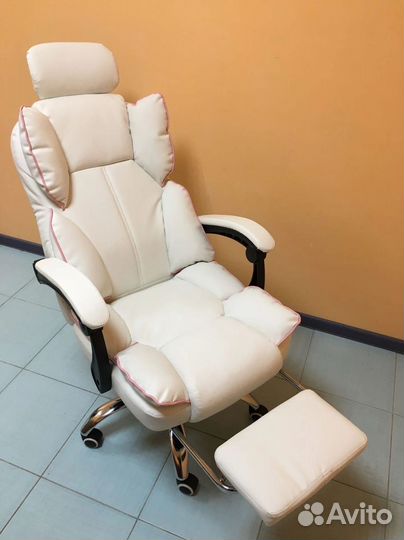 Компьютерное игровое (геймерское) кресло. Новые