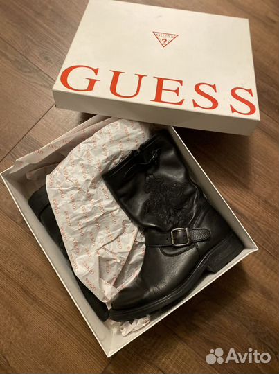 Сапоги guess