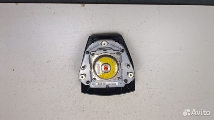 Подушка безопасности водителя Toyota Prius