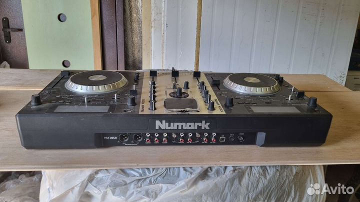 Dj контроллер Numark