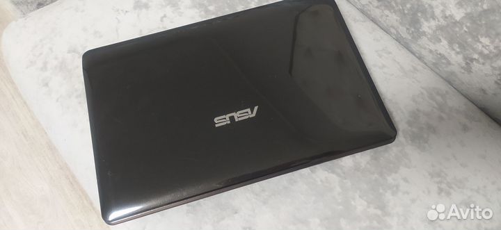 Ноутбук asus