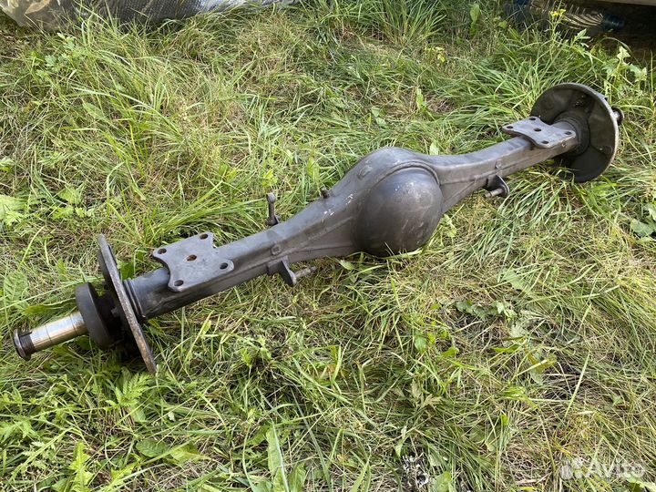 Задний мост на газель (чулок)