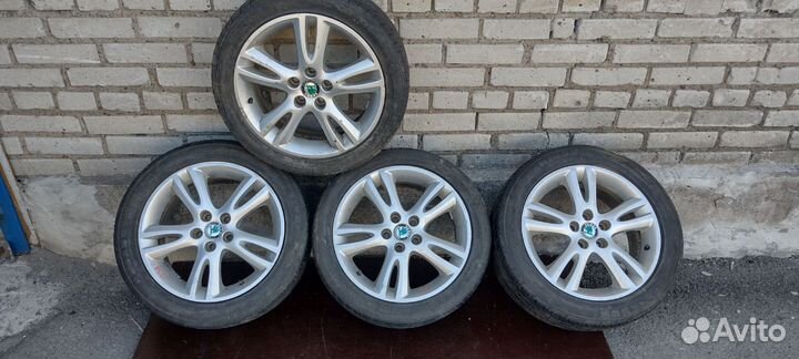 Комплект колес Skoda Fabia на 16