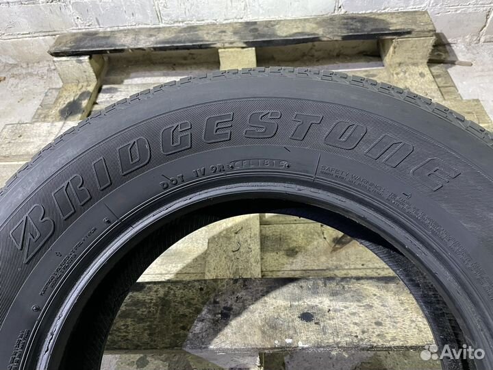 Bridgestone Dueler H/T 684II 245/65 R17