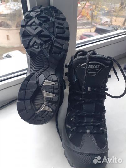 Ботинки подростковые зимние 36 размера