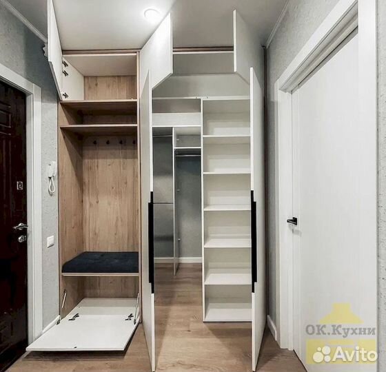 Угловой шкаф