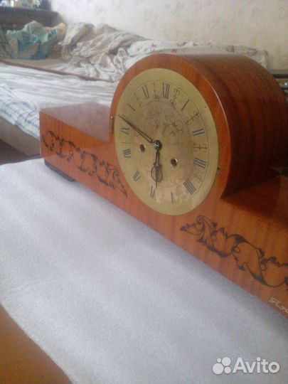 Настольные часы с боем 