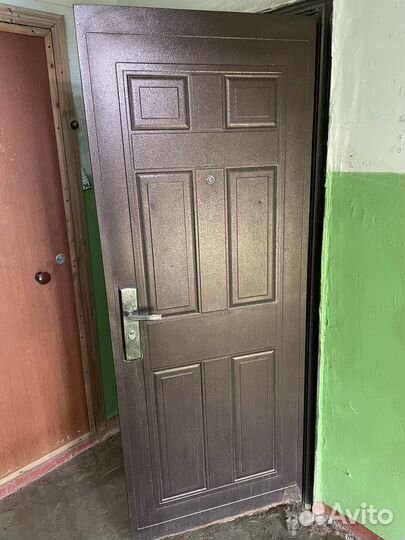 Дверь входная металлическая