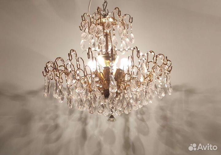 Люстра хрустальная большая