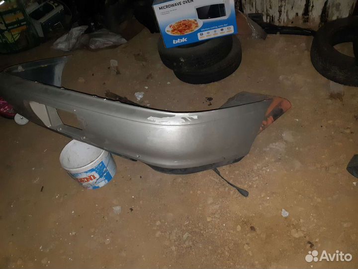 Бампер Тойота карина