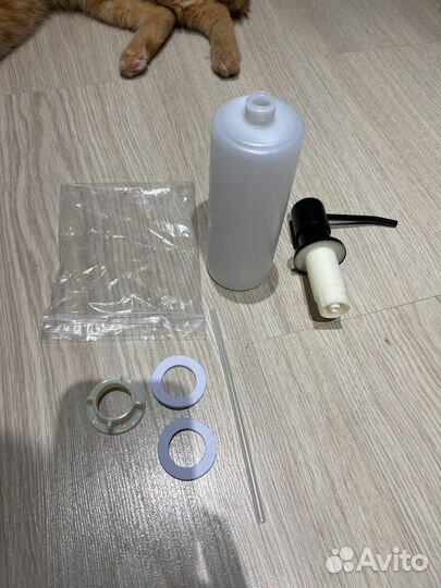 Диспенсер для мыла встраиваемый