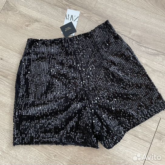 Шорты Zara с пайетками М