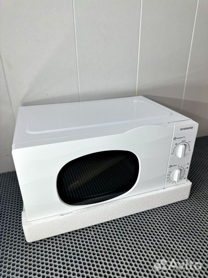 Микроволновая печь новая белая 20 литр 700вт