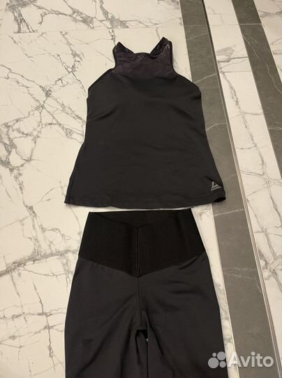 Легинсы спортивные и топ Reebok