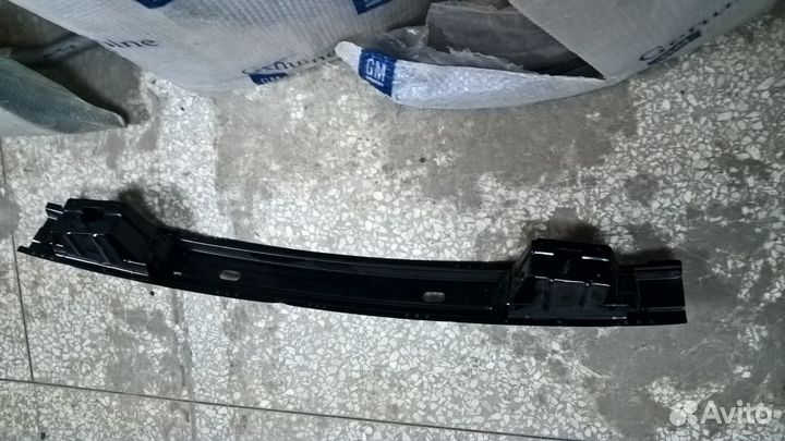 Усилитель переднего бампера Hyundai Accent Акцент