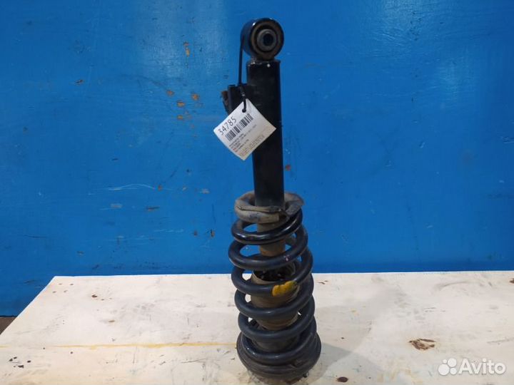 Амортизатор передний Mitsubishi L200 4N15