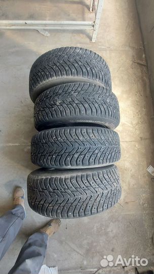 Колёса зимние Volvo V40CC/XC70 205/60 R16 Hakka 8