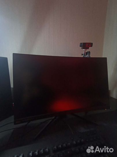 Монитор MSI Optix 24 144 герца curved