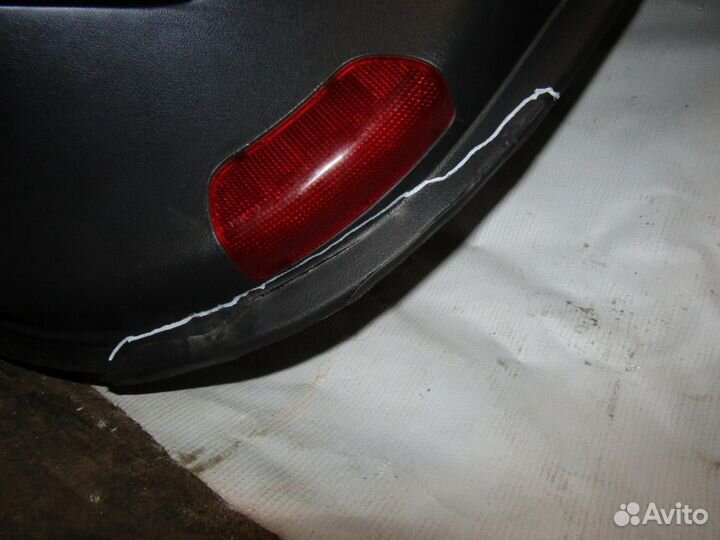 Обшивка двери передней правой Elantra 2006-2011