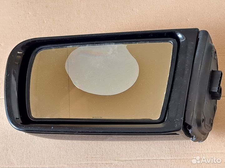 Зеркала на Mercedes