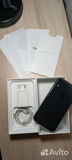 iPhone Xr, 64 ГБ