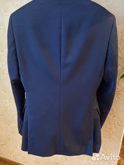 Школьный костюм